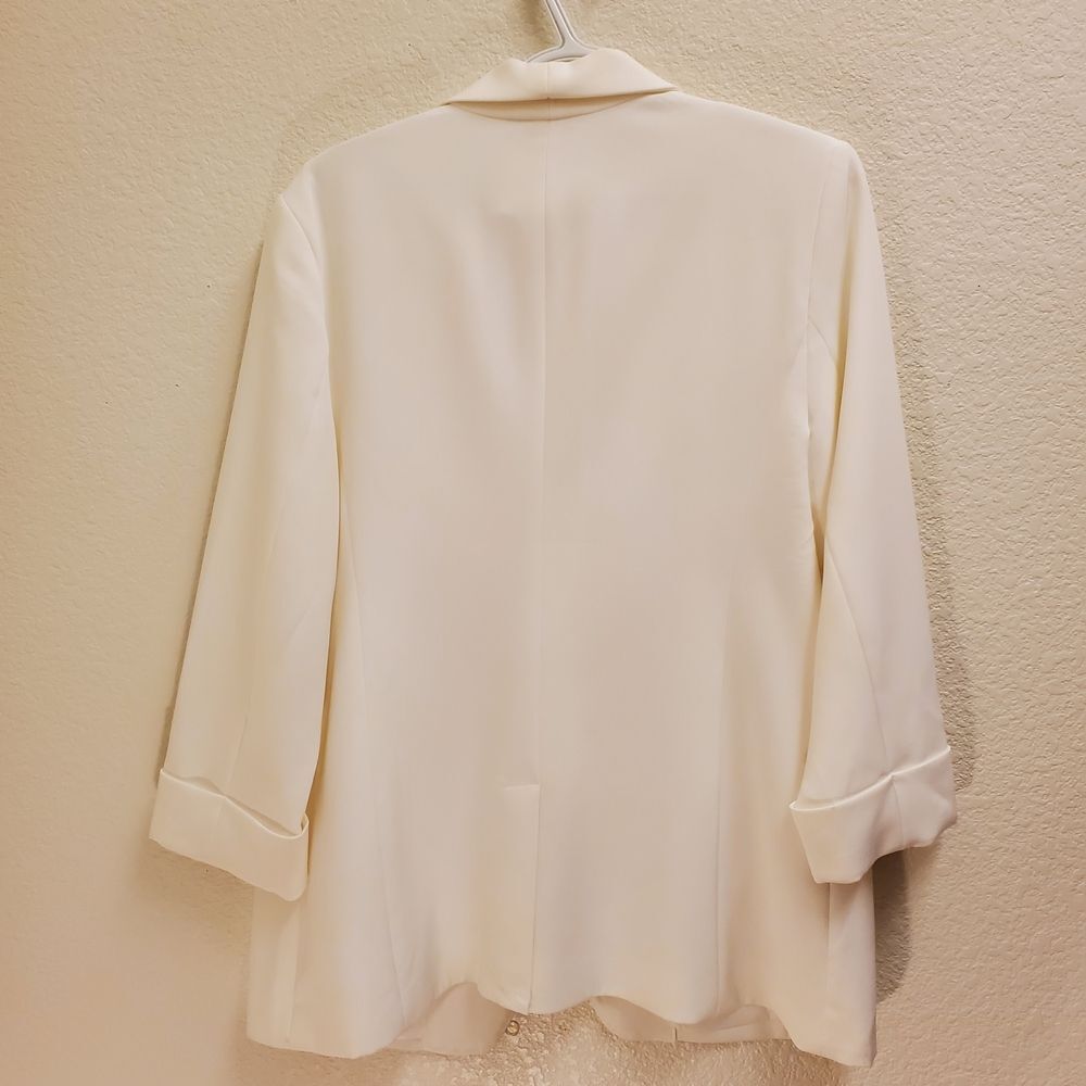 Women's Cream Open-Front Blazer Jacket - Picture 6 of 9